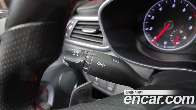 Genesis G70 2018 — photo 29