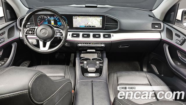 Mercedes-Benz GLE-Class 2020 — photo 7