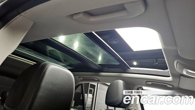 Mercedes-Benz GLE-Class 2020 — photo 17