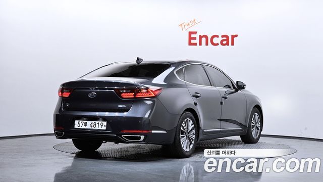 Kia K7 2018 — photo 2