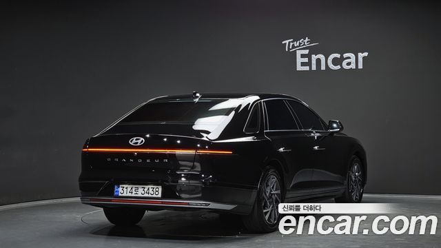 Hyundai Grandeur 2023 — photo 2