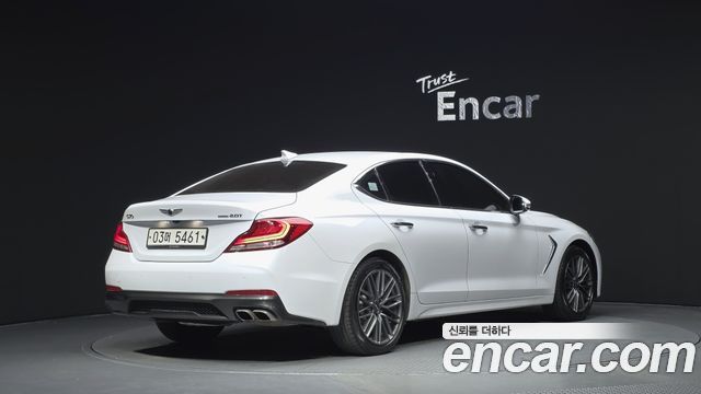 Genesis G70 2018 — photo 2
