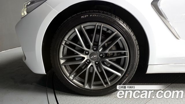 Genesis G70 2018 — photo 5