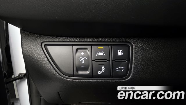 Genesis G70 2018 — photo 16