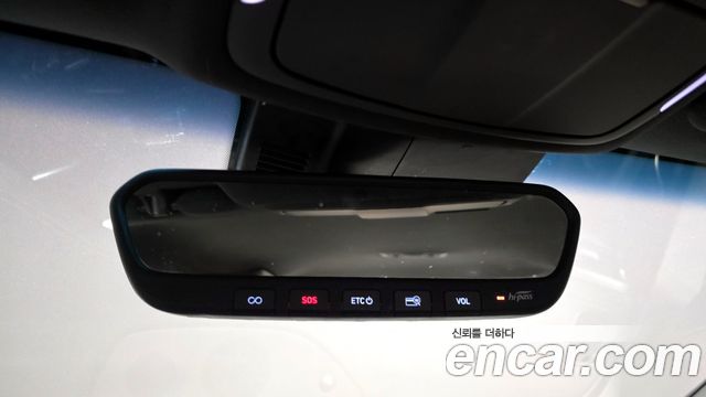 Genesis G70 2018 — photo 17