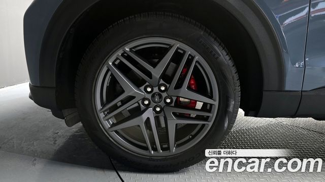 Ford Explorer 2025 — photo 5