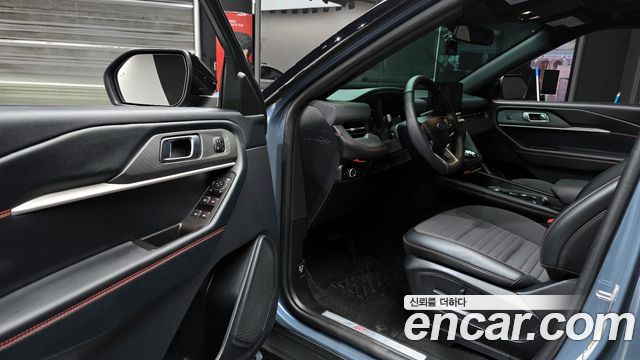 Ford Explorer 2025 — photo 13