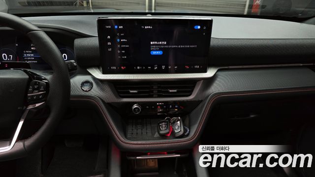 Ford Explorer 2025 — photo 20