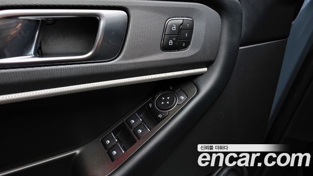 Ford Explorer 2025 — photo 22