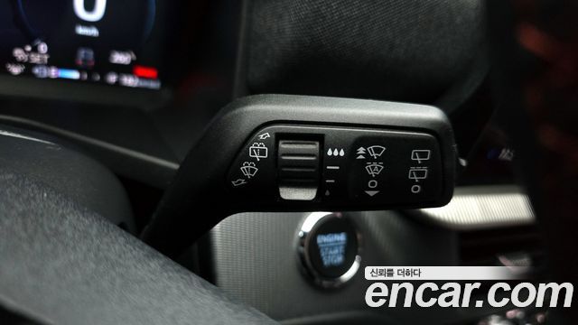 Ford Explorer 2025 — photo 24
