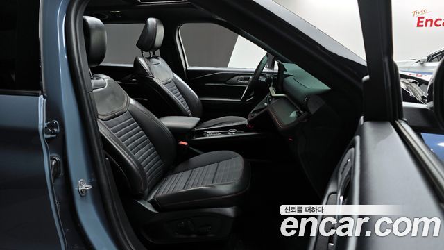 Ford Explorer 2025 — photo 16
