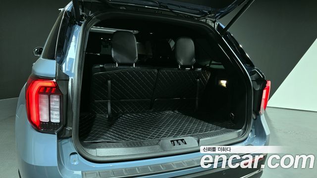 Ford Explorer 2025 — photo 27