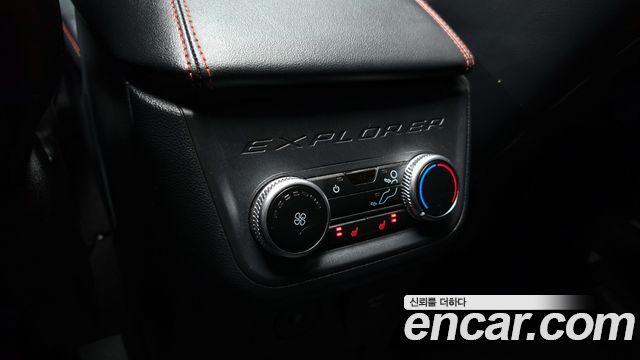 Ford Explorer 2025 — photo 34