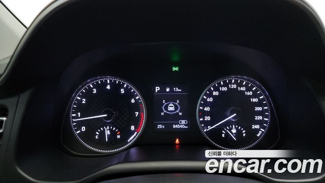 Hyundai AVANTE 2020 — photo 11