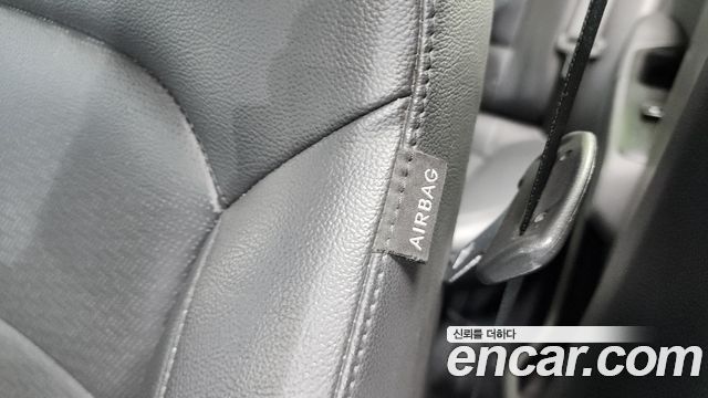Hyundai AVANTE 2020 — photo 27