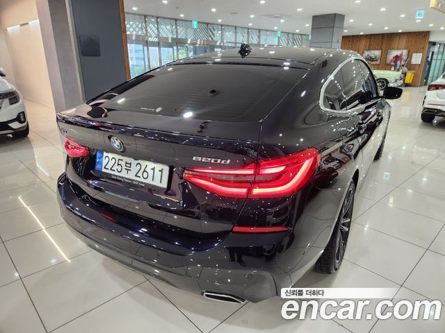 BMW Gran Turismo 2023 — photo 2