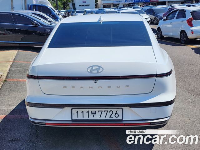 Hyundai Grandeur 2023 — photo 2
