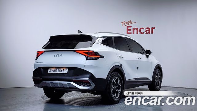 Kia Sportage 2022 — photo 2