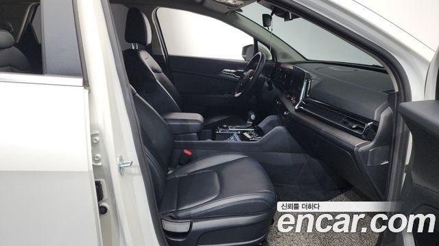 Kia Sportage 2022 — photo 16