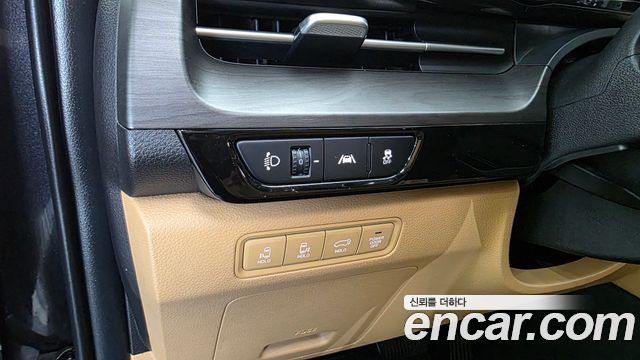 Kia Canival 2022 — photo 19