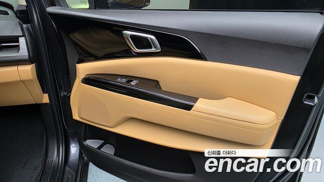 Kia Canival 2022 — photo 14