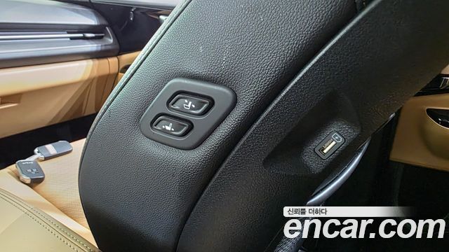 Kia Canival 2022 — photo 30