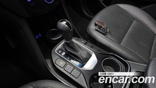 Hyundai Santafe 2016 — photo 9
