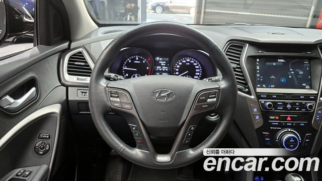 Hyundai Santafe 2016 — photo 13