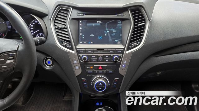 Hyundai Santafe 2016 — photo 14