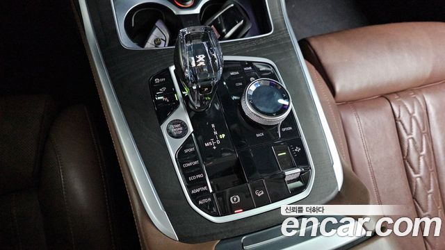 BMW X7 2022 — photo 9