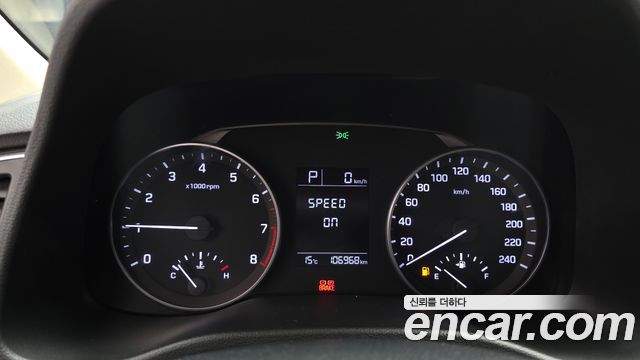Hyundai AVANTE 2016 — photo 11