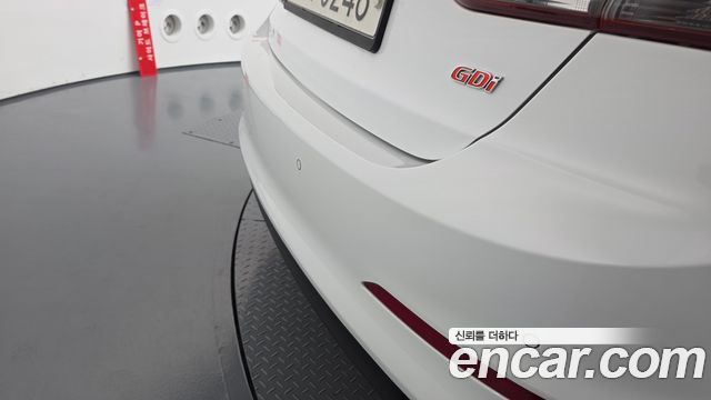 Hyundai AVANTE 2016 — photo 27