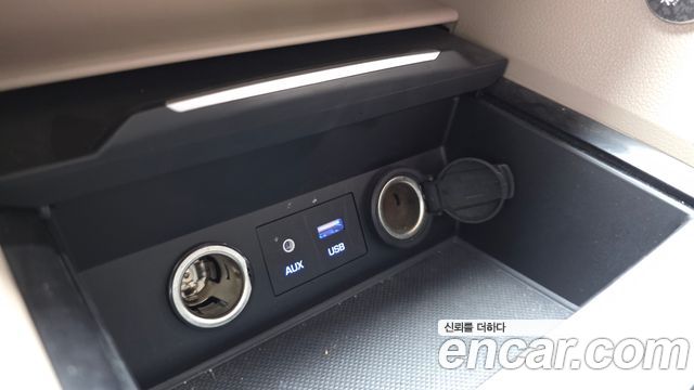 Hyundai AVANTE 2016 — photo 30