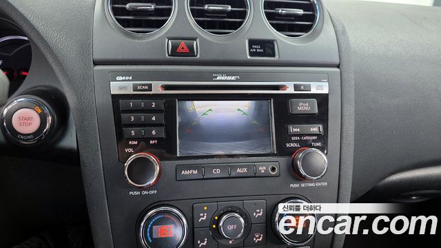 Nissan Altima 2010 — photo 15