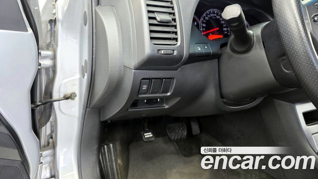 Nissan Altima 2010 — photo 17
