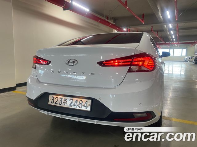 Hyundai AVANTE 2019 — photo 2