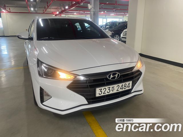 Hyundai AVANTE 2019 — photo 3