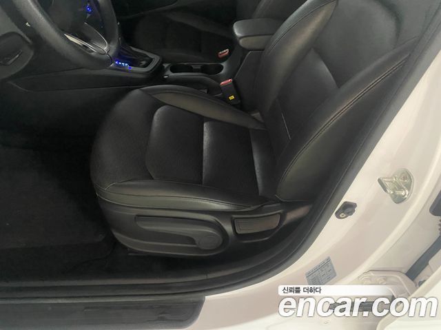 Hyundai AVANTE 2019 — photo 9