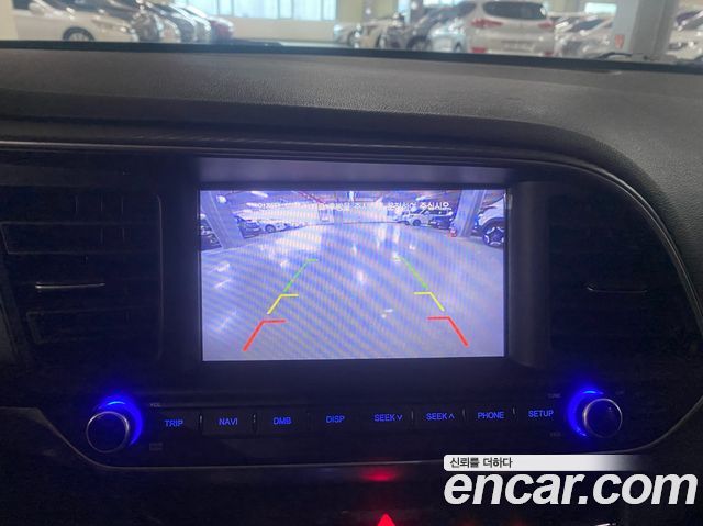Hyundai AVANTE 2019 — photo 14