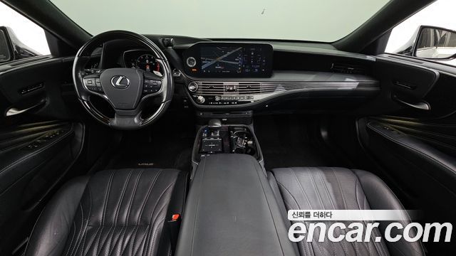 Lexus LS 2022 — photo 7