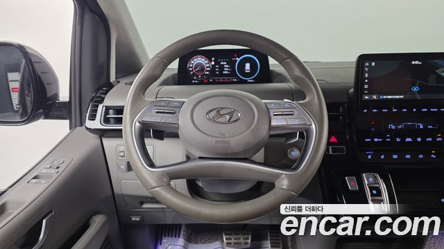 Hyundai Staria 2023 — photo 21