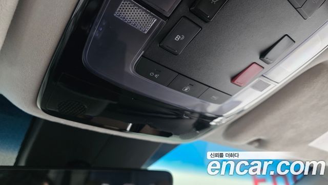 Hyundai Staria 2023 — photo 24