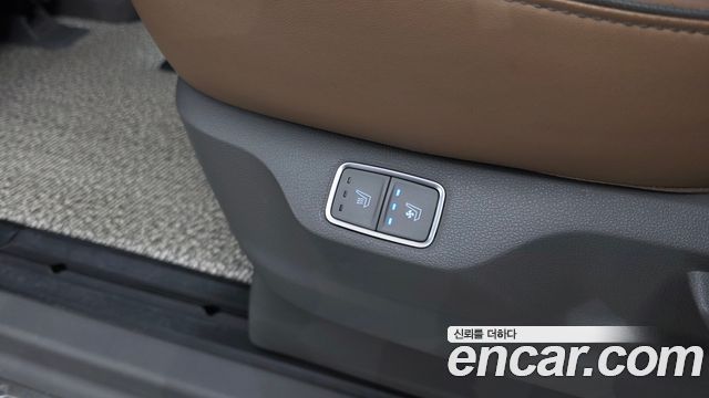 Hyundai Staria 2023 — photo 25