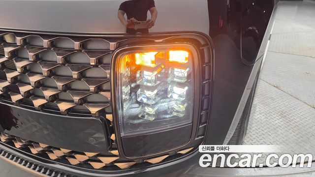 Hyundai Staria 2023 — photo 8