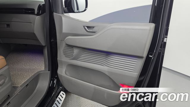 Hyundai Staria 2023 — photo 15