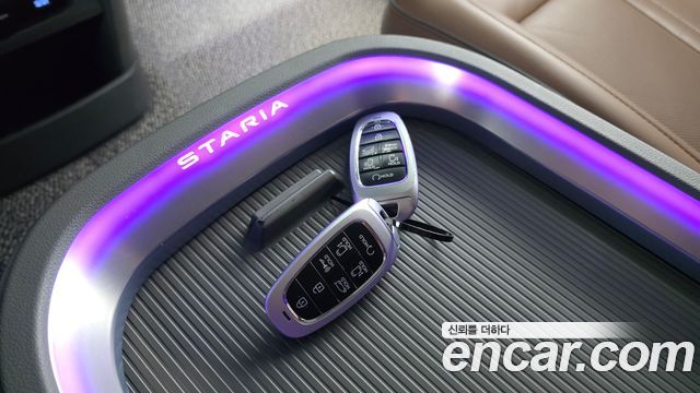 Hyundai Staria 2023 — photo 27