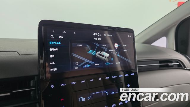 Hyundai Staria 2023 — photo 30