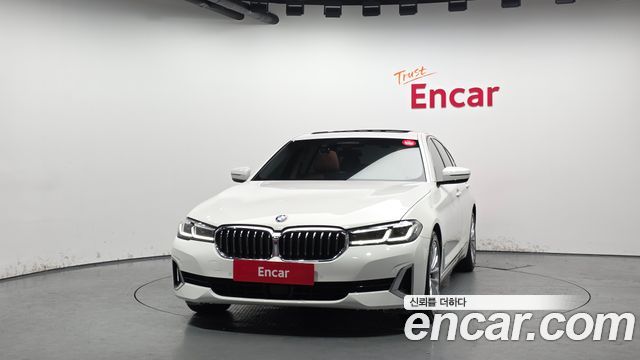 BMW 5-Series 2021 — photo 3