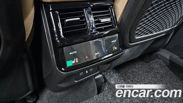Renault Korea Grand Koleos 2025 — photo 25
