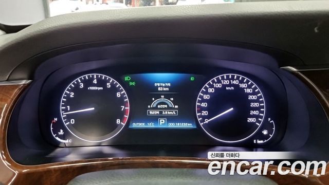 Hyundai Equus 2014 — photo 8